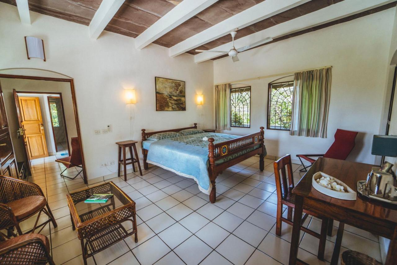 אורוויל Gaia'S Garden Guest House מראה חיצוני תמונה