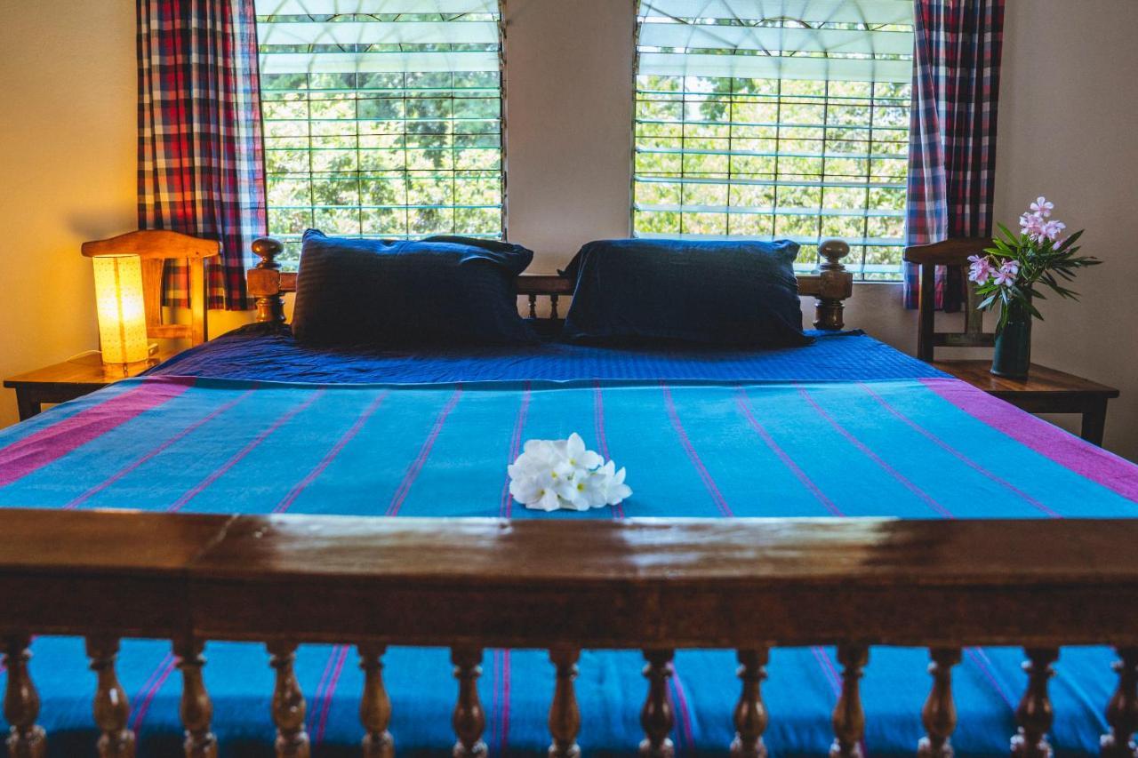אורוויל Gaia'S Garden Guest House מראה חיצוני תמונה