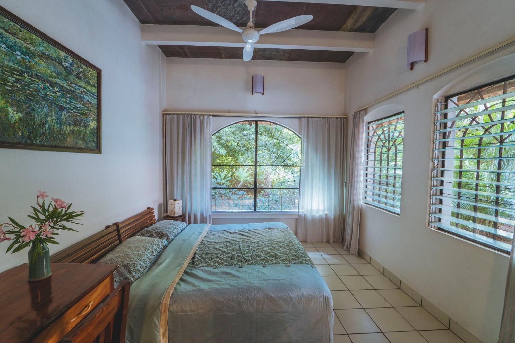 אורוויל Gaia'S Garden Guest House מראה חיצוני תמונה