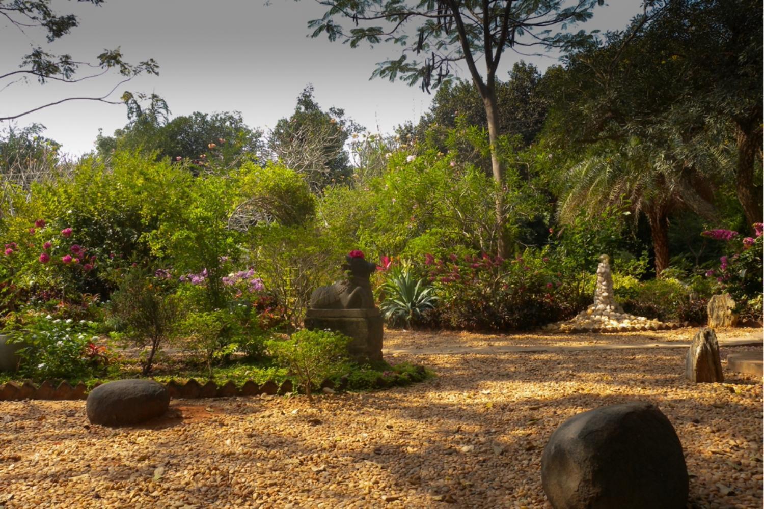 אורוויל Gaia'S Garden Guest House מראה חיצוני תמונה